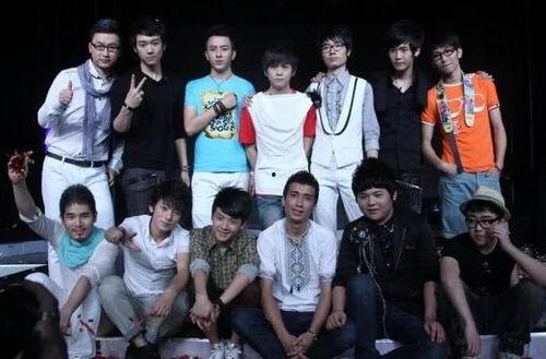 快乐男声 在线观看,激情燃烧的舞台对决！  第1张